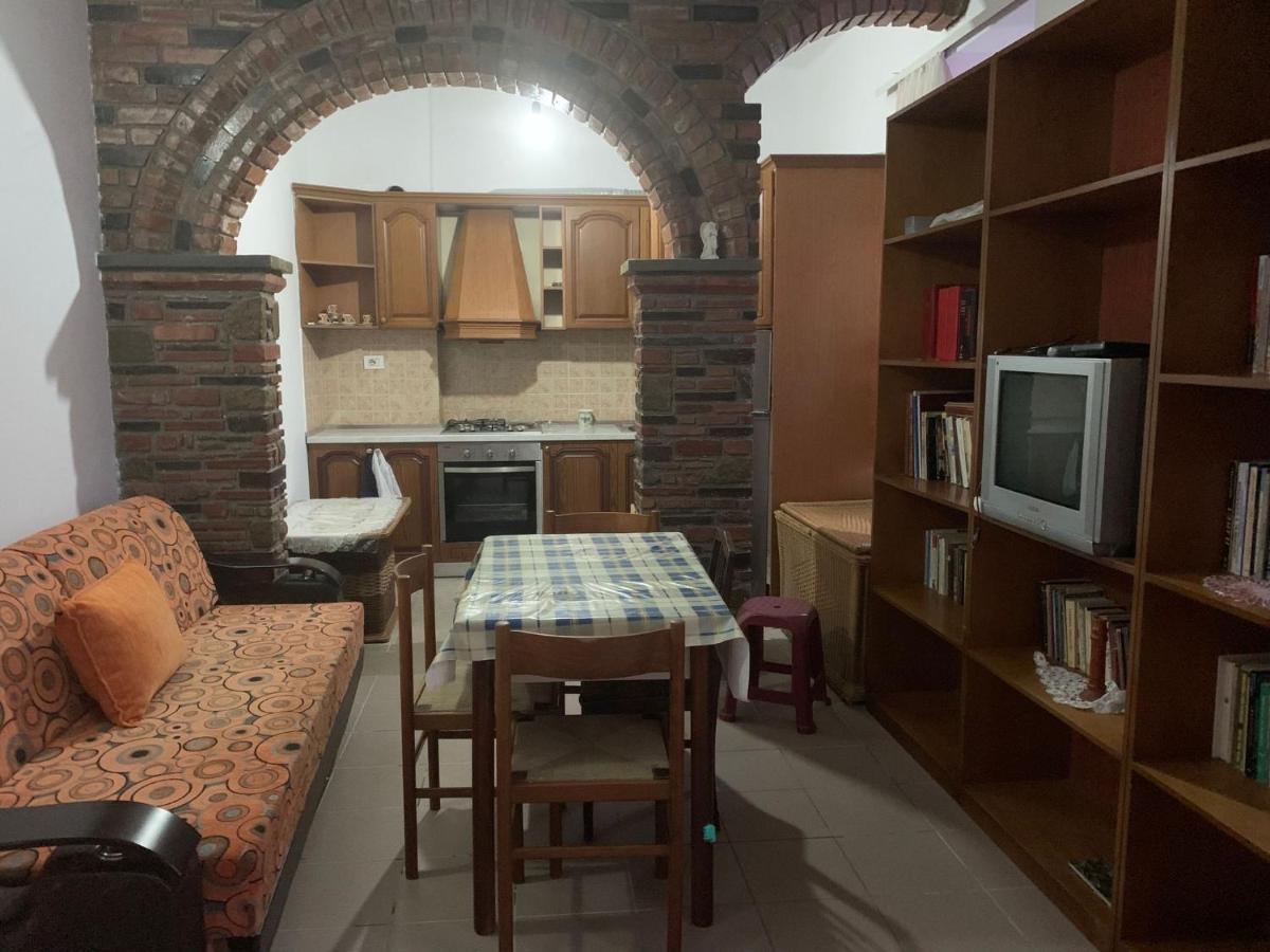 Apartement City Center Berat Exterior foto